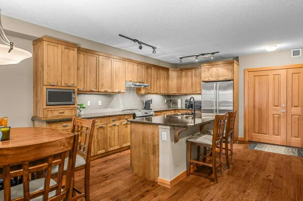 106 Stewart Creek Landing #206