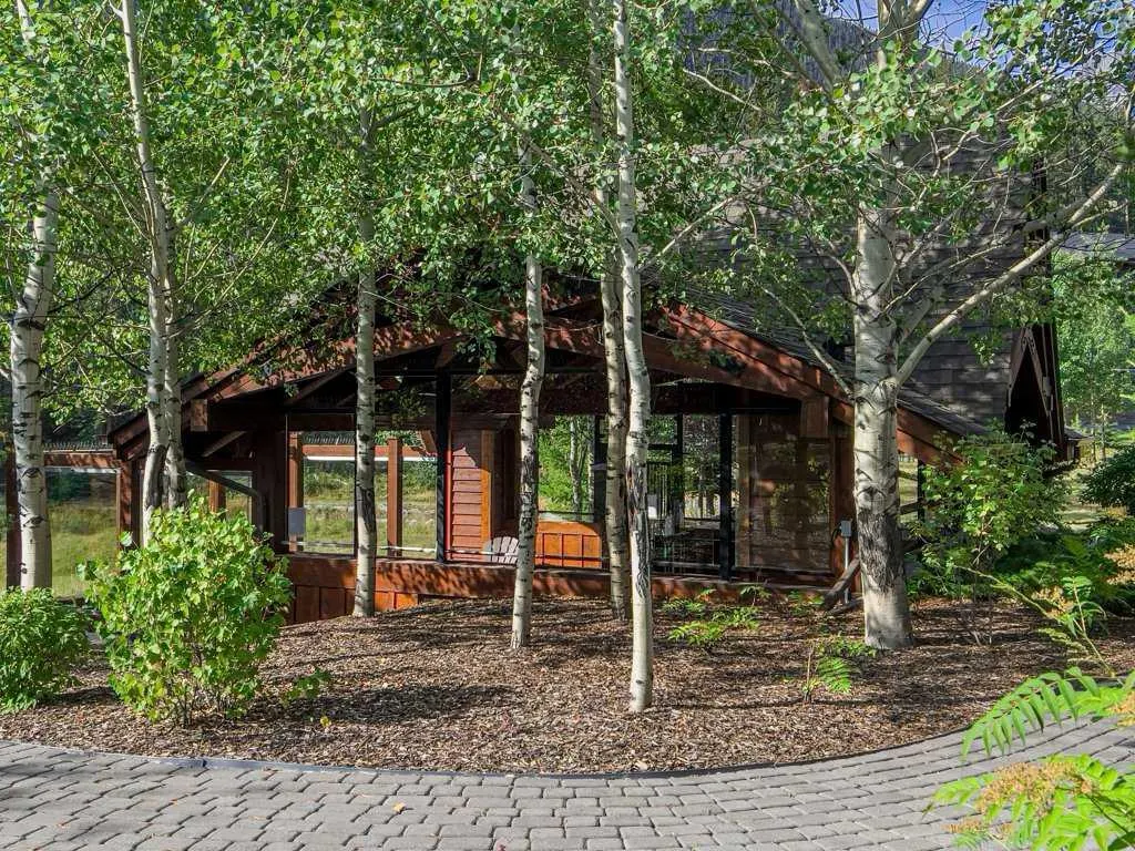 106 Stewart Creek Landing #206