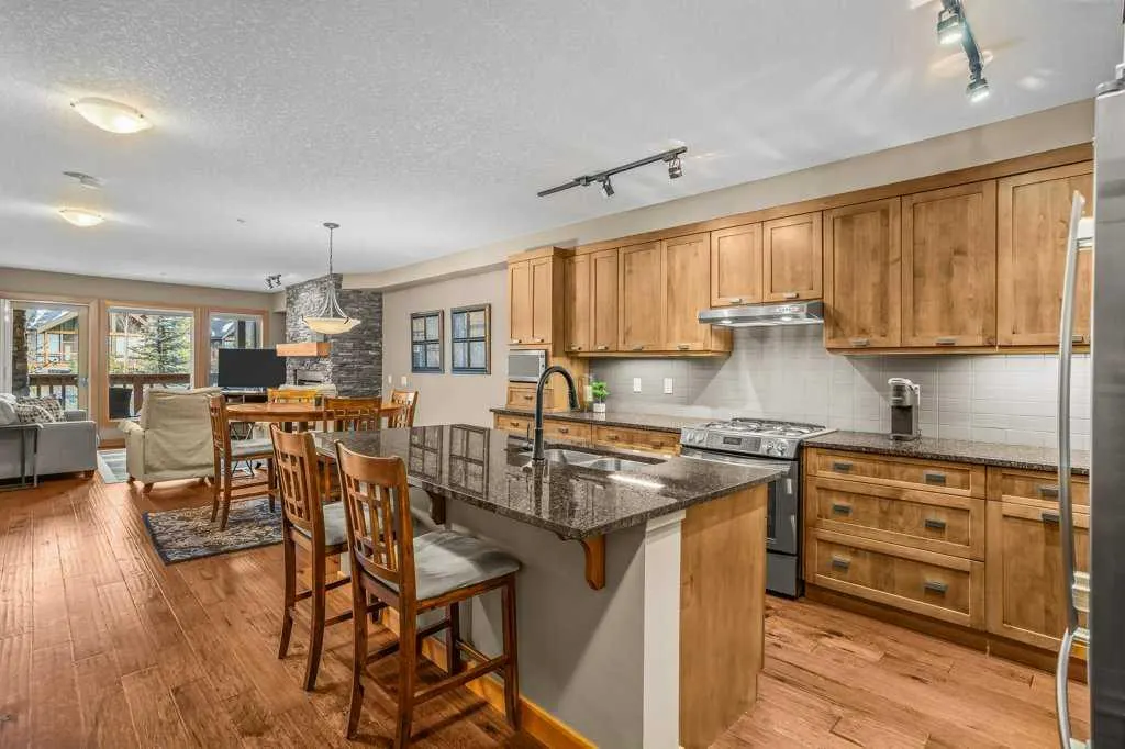 106 Stewart Creek Landing #206