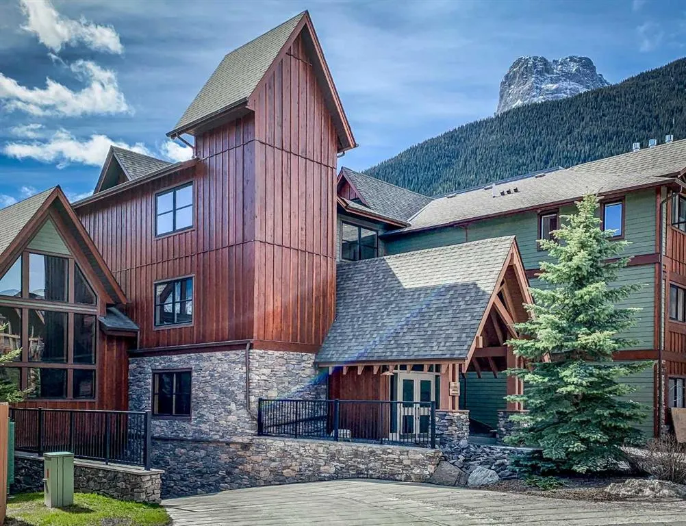 106 Stewart Creek Landing #206
