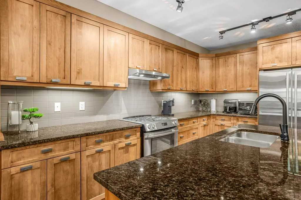 106 Stewart Creek Landing #206