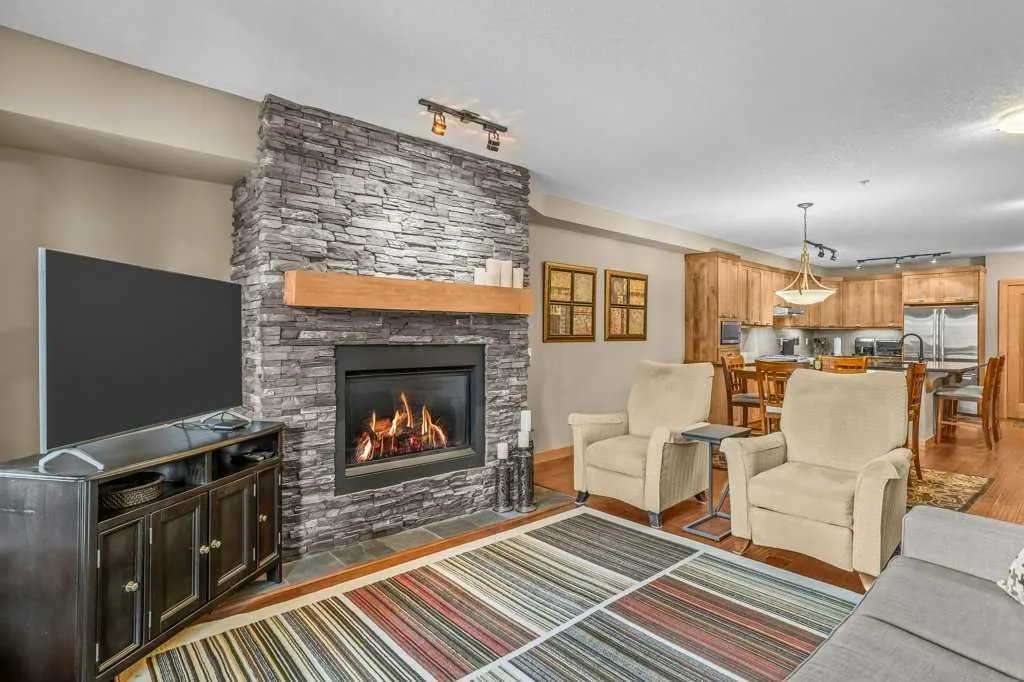106 Stewart Creek Landing #206