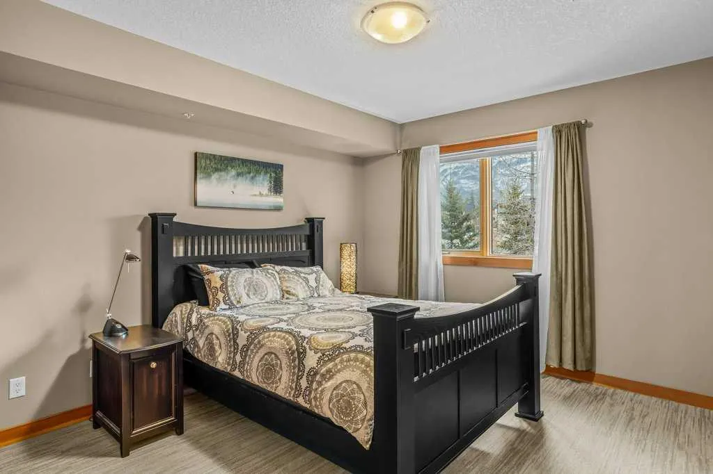 106 Stewart Creek Landing #206