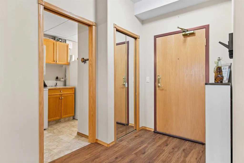 5300 48 Street #305