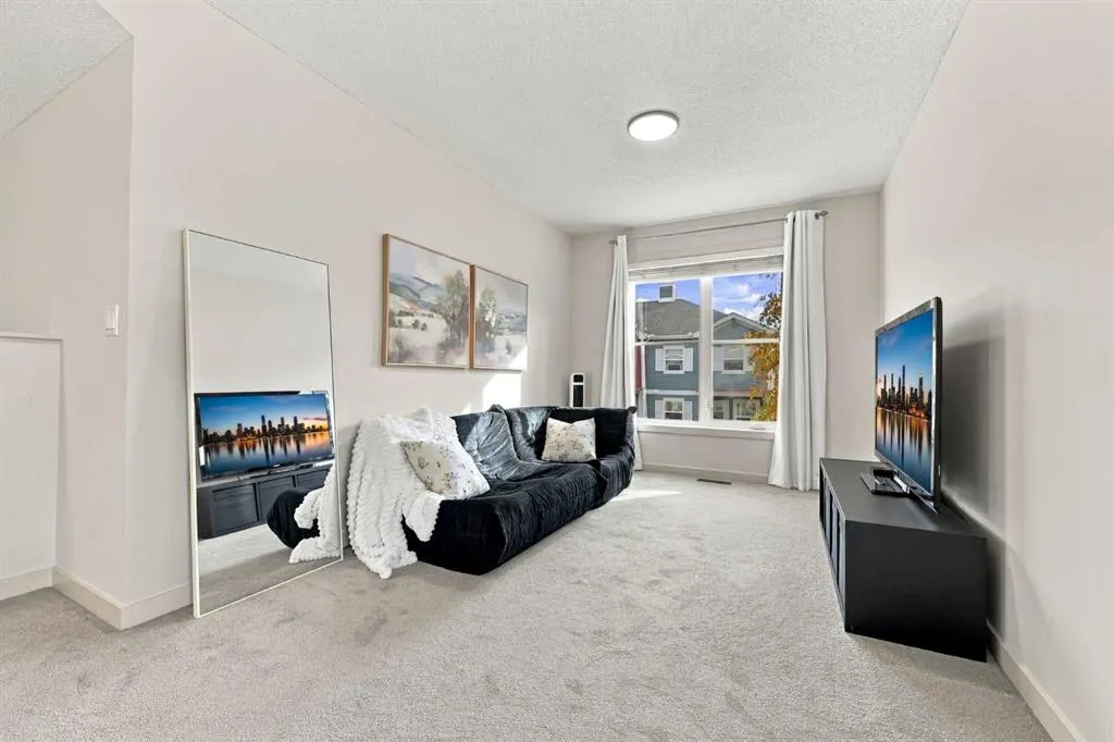 10 Auburn Bay Avenue SE #501