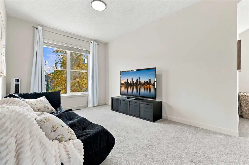 10 Auburn Bay Avenue SE #501