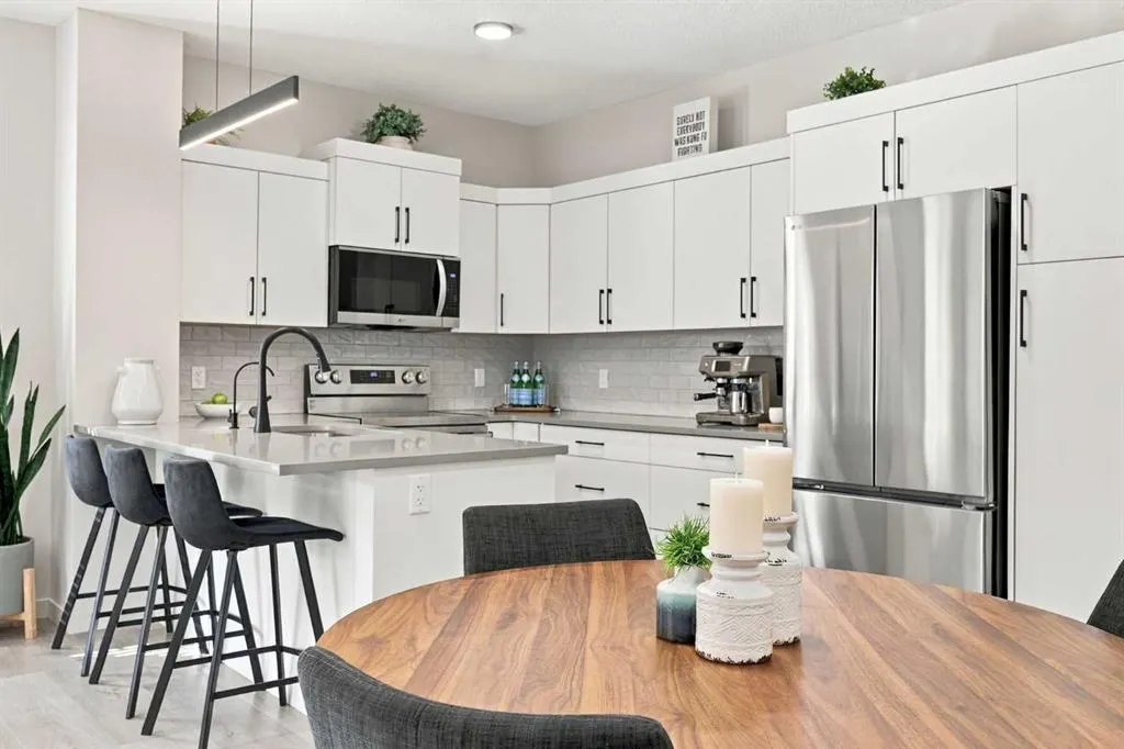 10 Auburn Bay Avenue SE #501