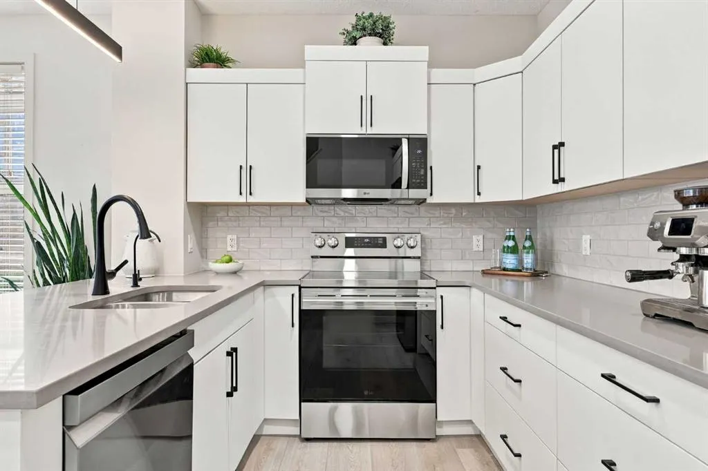 10 Auburn Bay Avenue SE #501