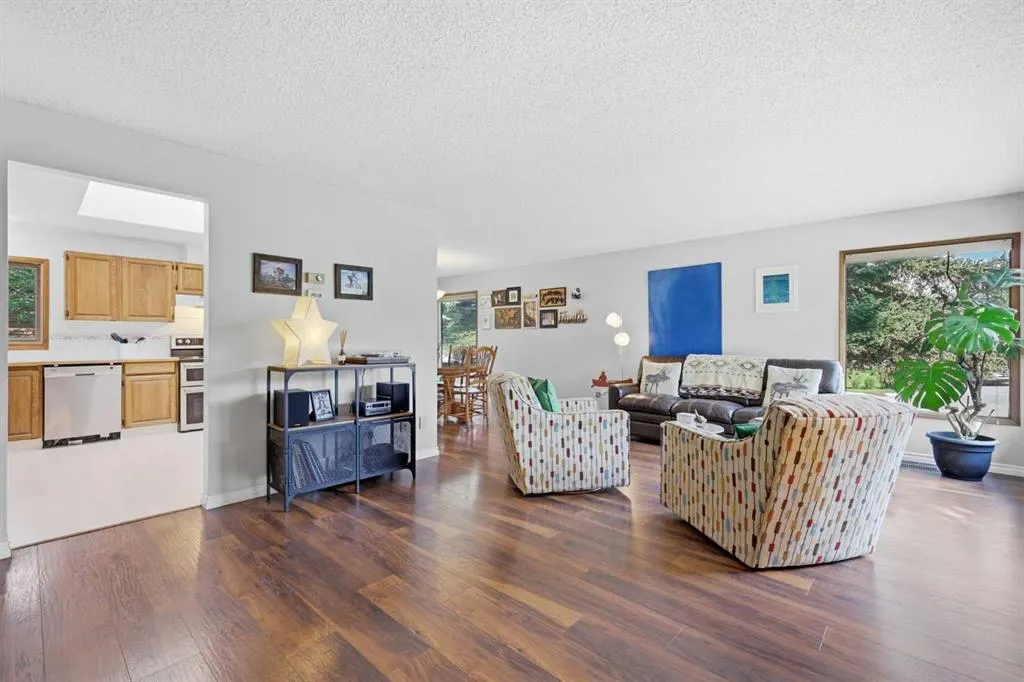 5 Glenwood Crescent