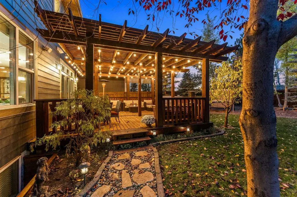 41 Cranbrook Place SE
