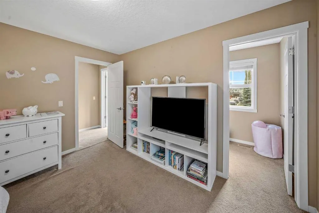 41 Cranbrook Place SE