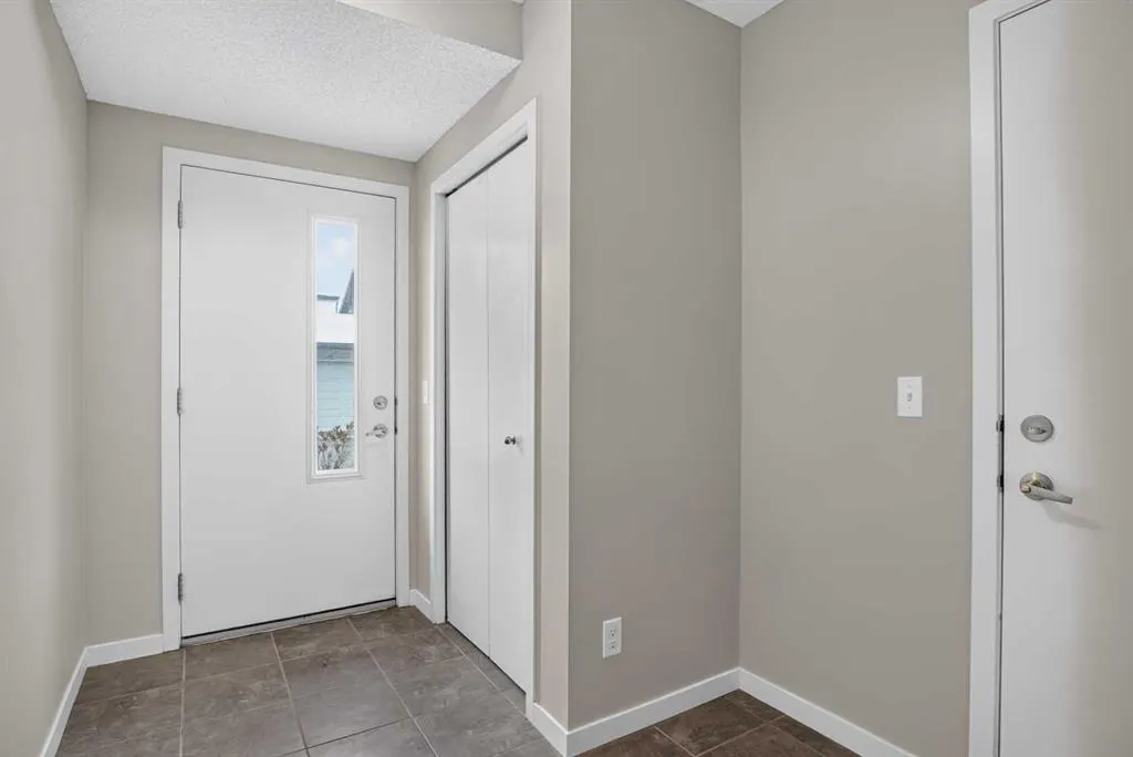 39 Copperpond Close SE