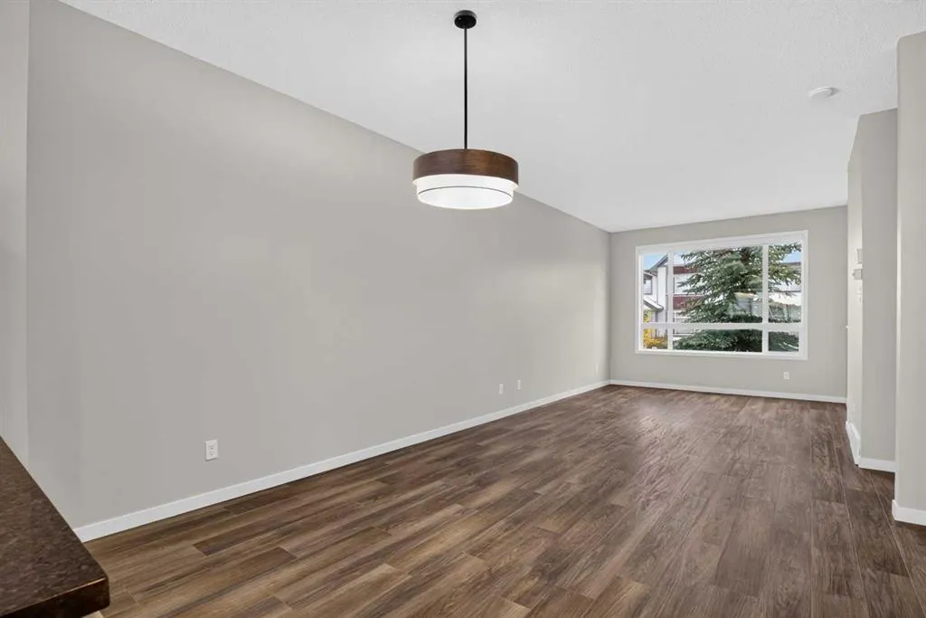 39 Copperpond Close SE