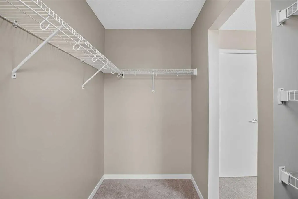 39 Copperpond Close SE