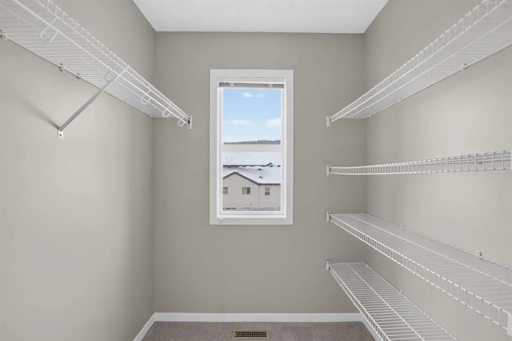 39 Copperpond Close SE