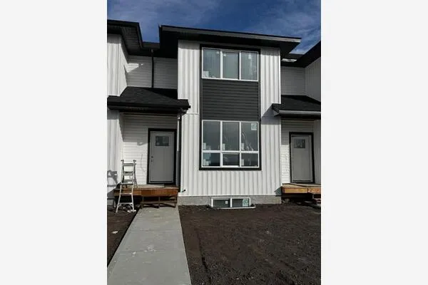 67 Inglis Crescent