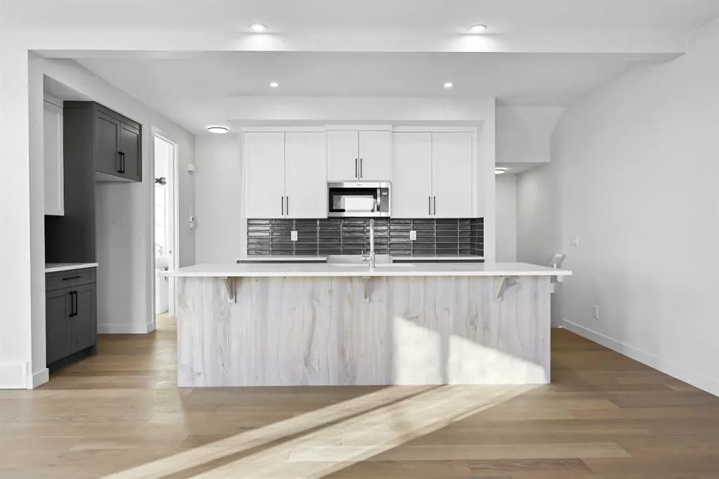 4 Waterford Glen