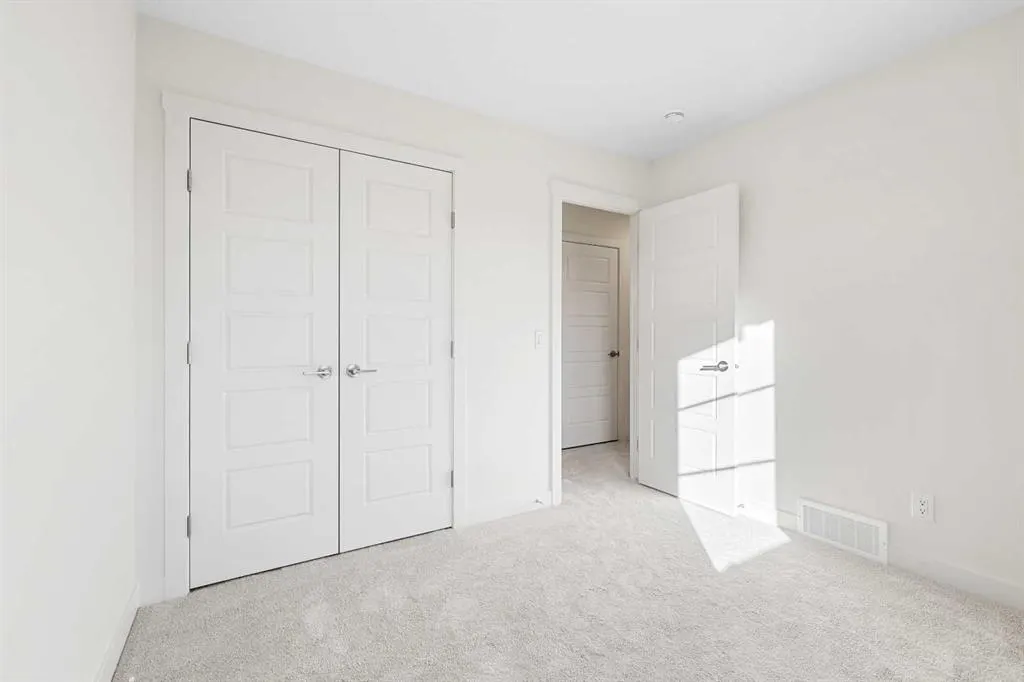 4 Waterford Glen