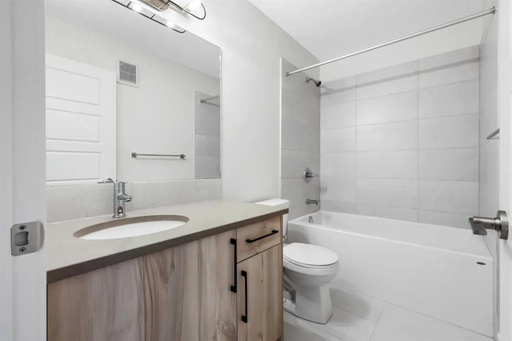 4 Waterford Glen