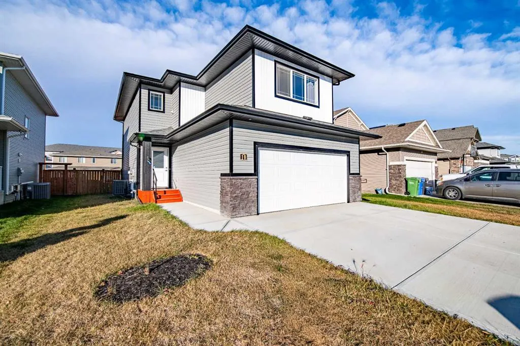 10 Travis Close