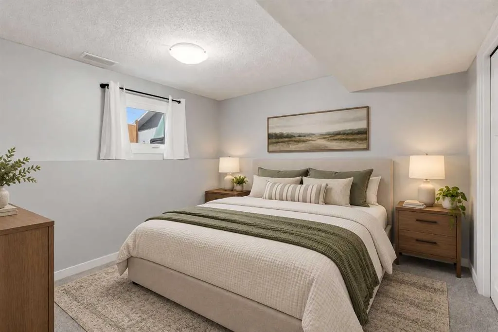 20 Maple Court Crescent SE