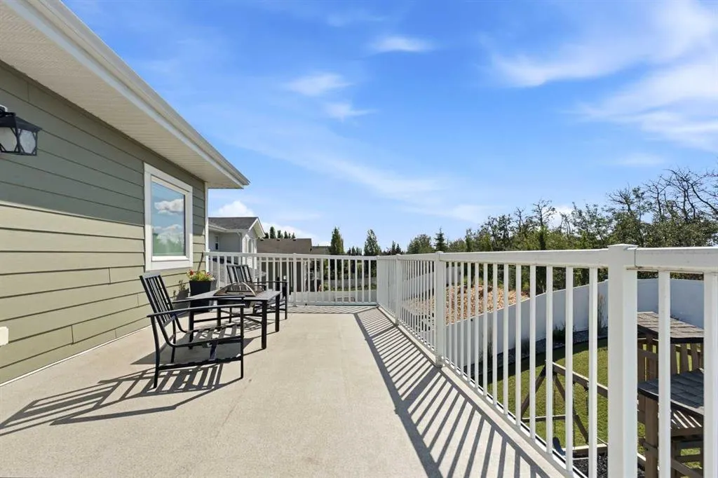 35 Erica Drive