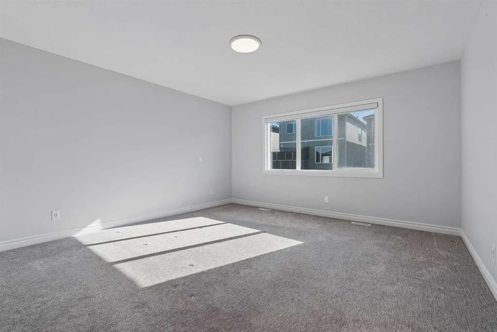 83 Amblehurst Link NW