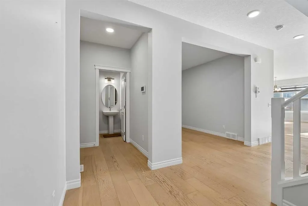 83 Amblehurst Link NW
