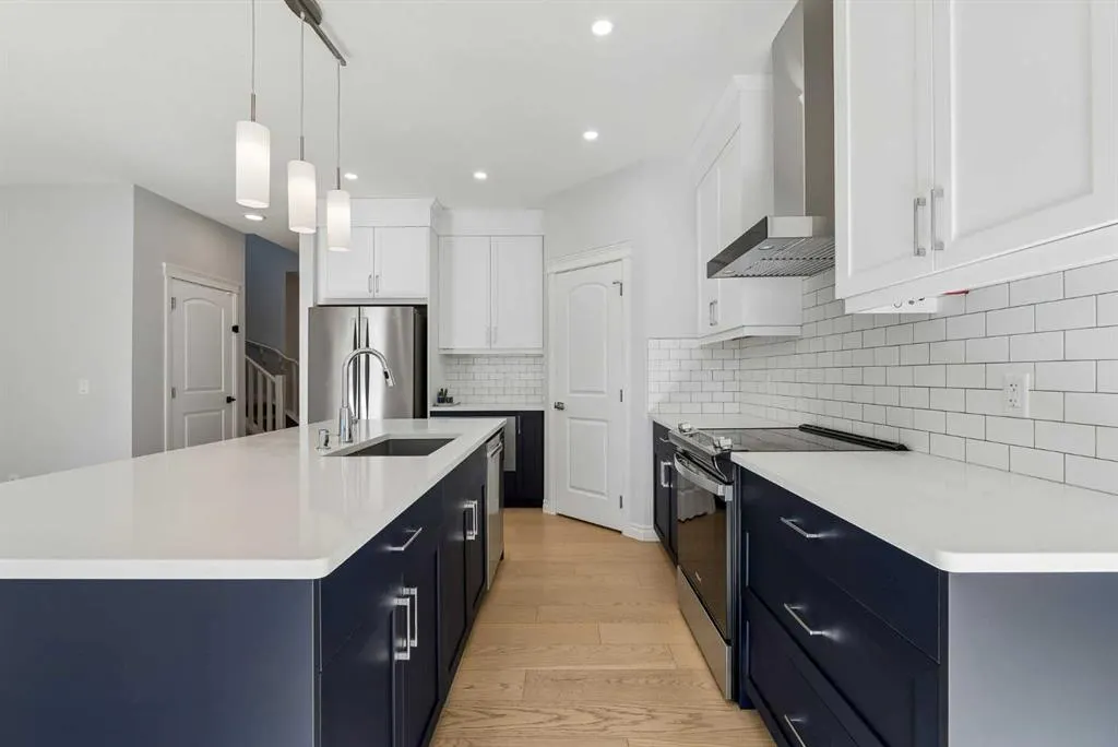 83 Amblehurst Link NW