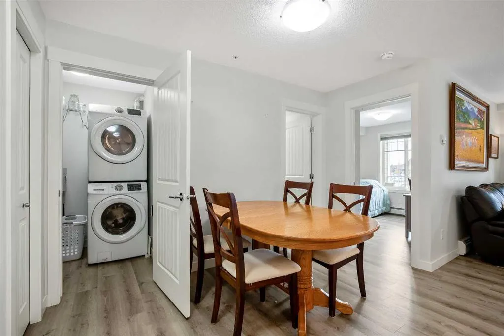 110 Auburn Meadows View SE #205
