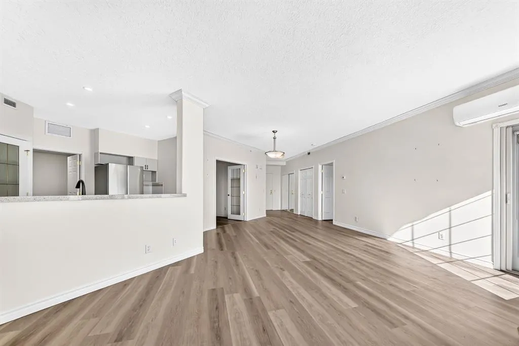 728 Country Hills Road NW #314
