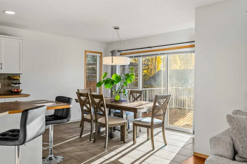 116 Tuscany Ravine Crescent NW
