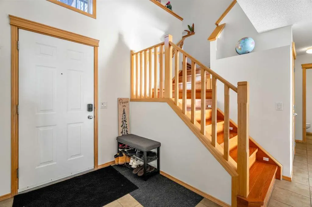 116 Tuscany Ravine Crescent NW