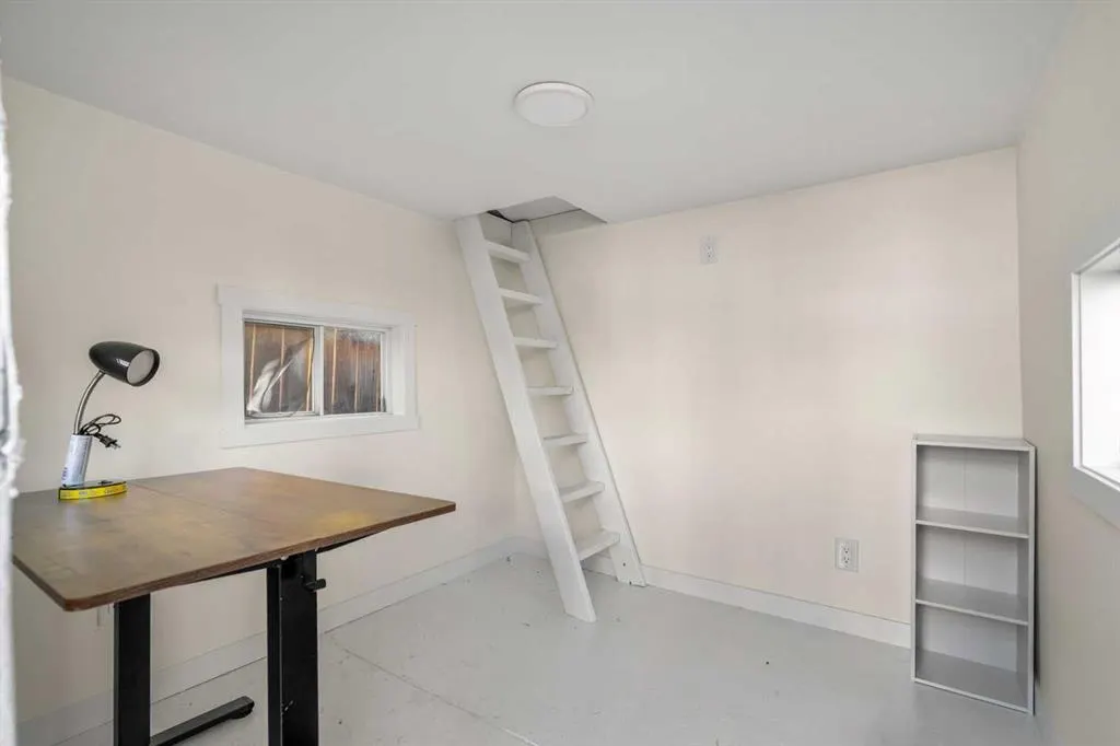 116 Tuscany Ravine Crescent NW