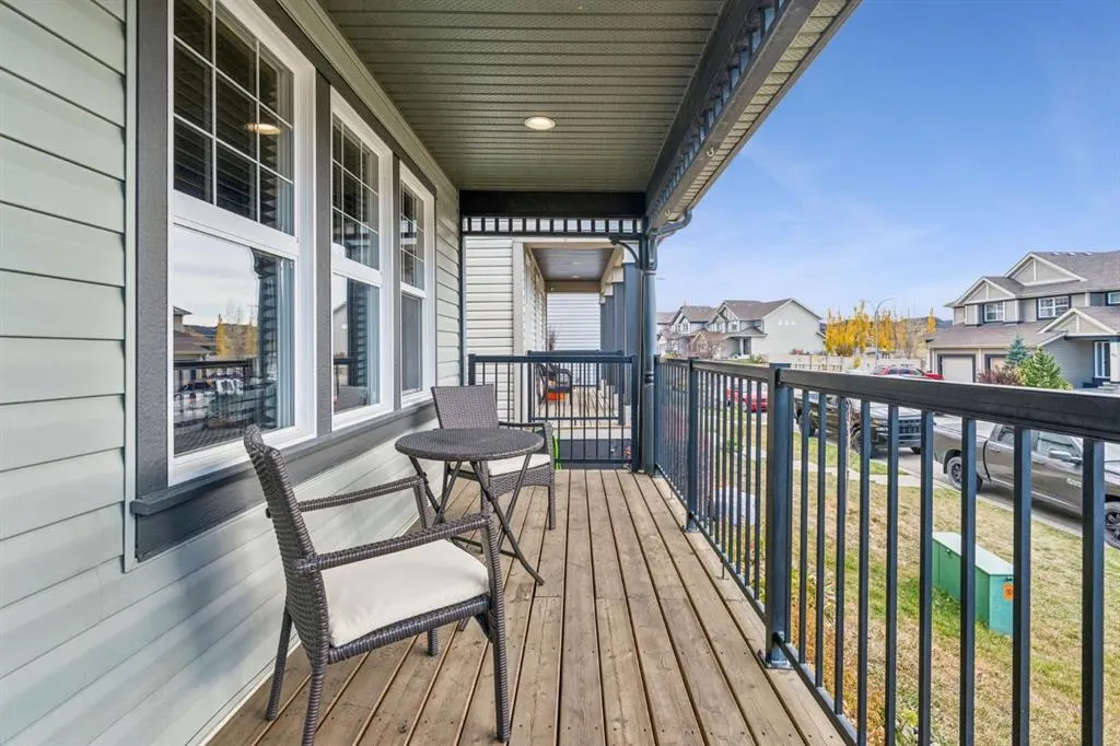 338 Sunset Common