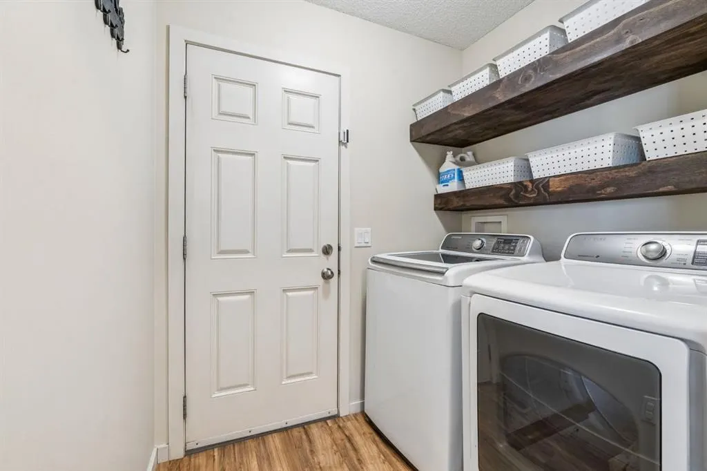 338 Sunset Common