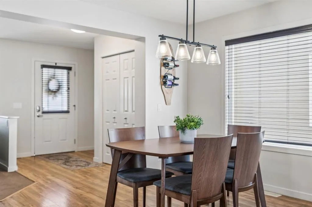 338 Sunset Common