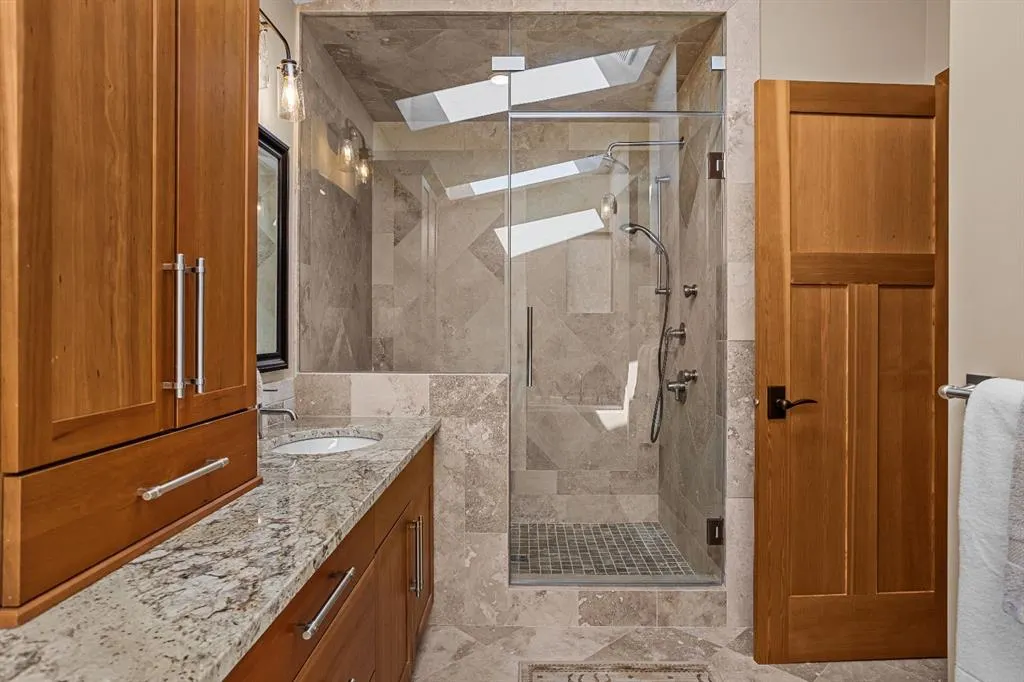 813 4th Street #2