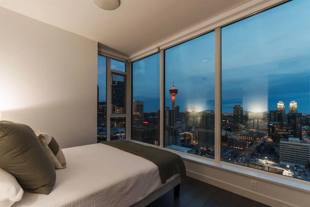 310 12 Avenue SW #3005