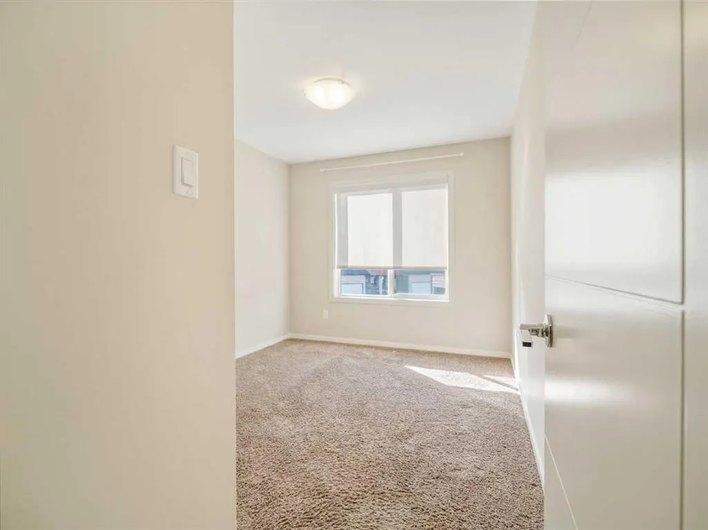 450 Highlands Boulevard W #4