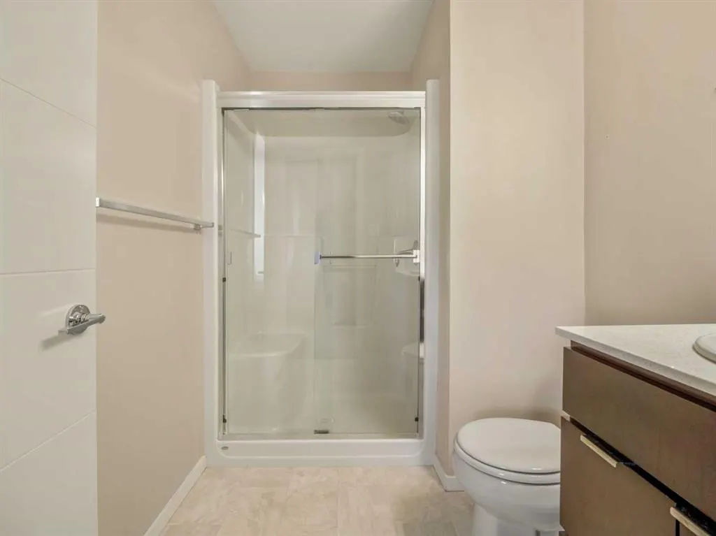 450 Highlands Boulevard W #4