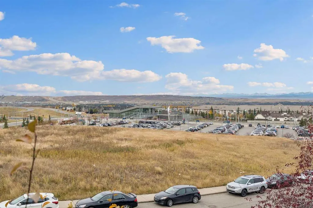 84 Rocky Vista Terrace NW