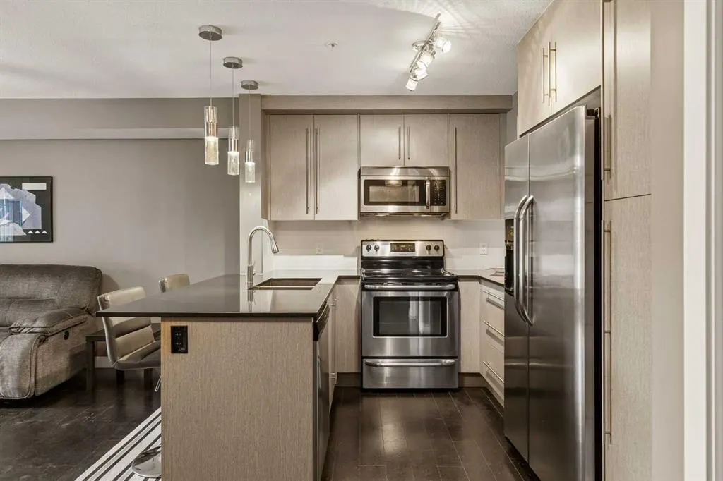 11 Mahogany Row SE #2201