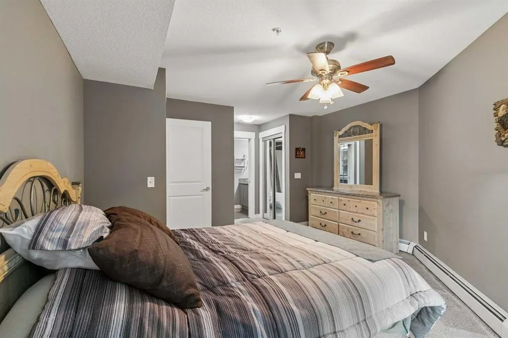 11 Mahogany Row SE #2201