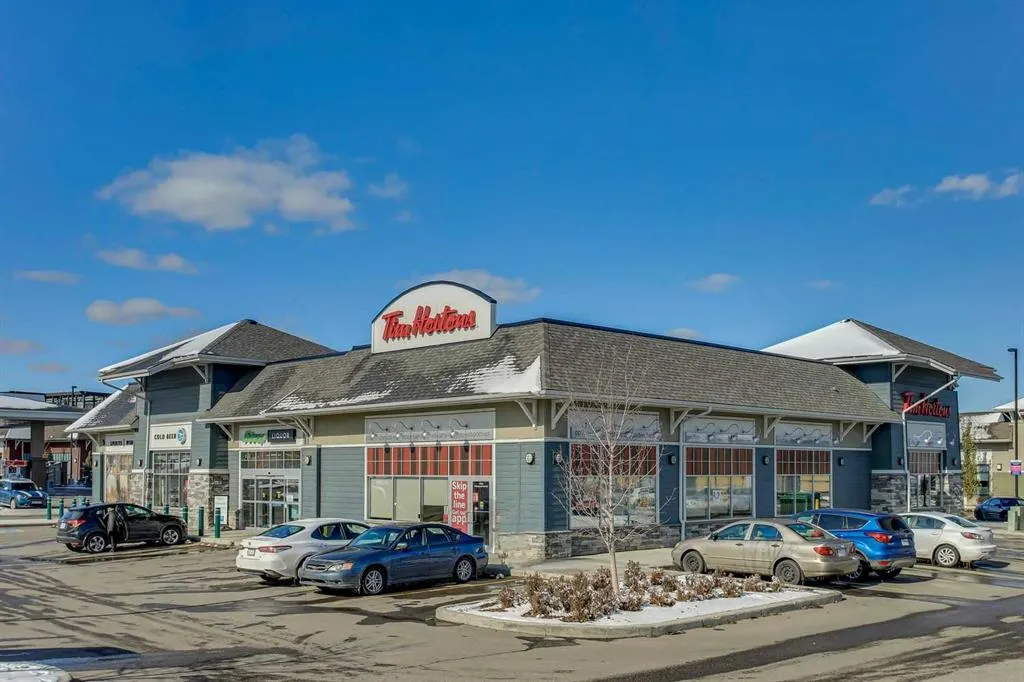 11 Mahogany Row SE #2201