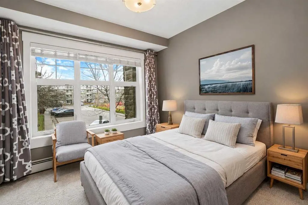 11 Mahogany Row SE #2201