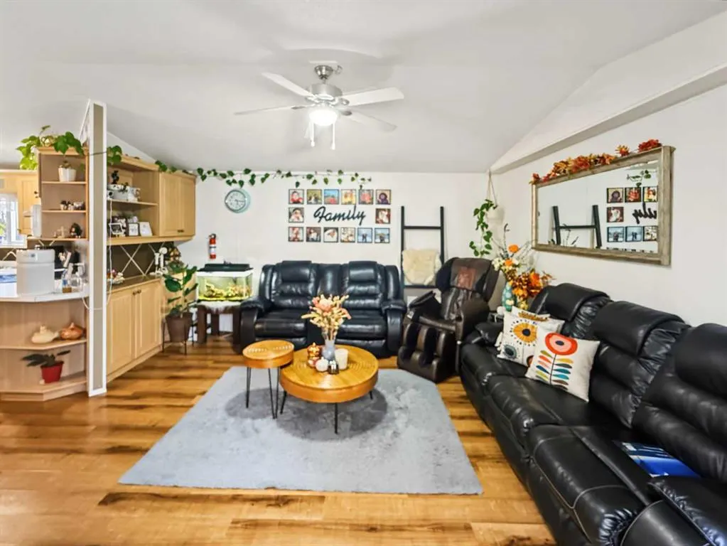 10613 101 Ave