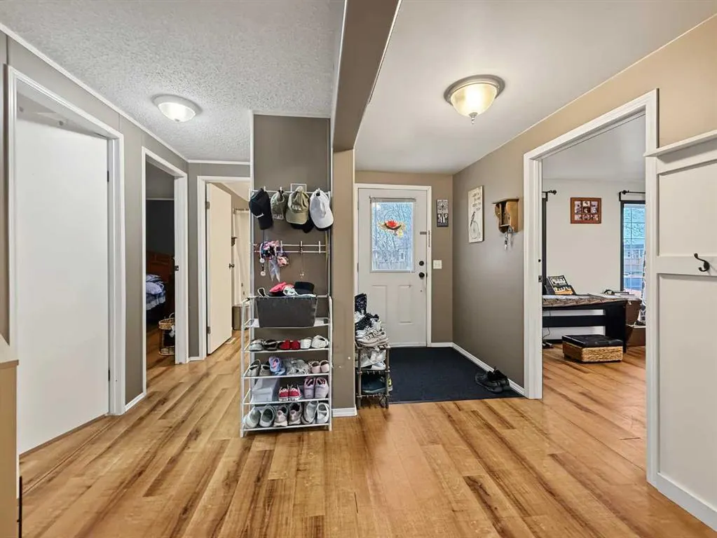 10613 101 Ave