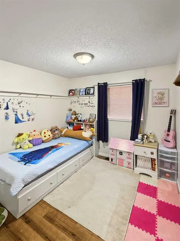 10613 101 Ave