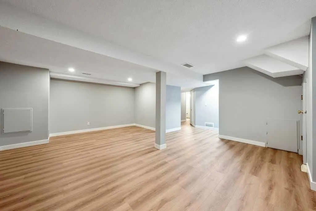 218A Allan Crescent SE